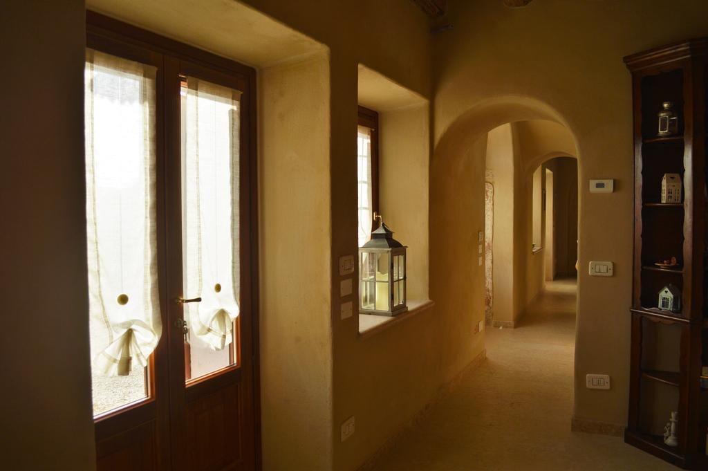 Mezzane di Sotto Agriturismo Borgo Valfreddaヴィラ エクステリア 写真